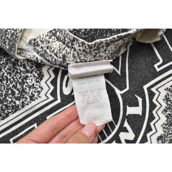 Vintage 1992 Super Bowl XXVI T-Shirt Magic Johnson T's Size XL White Black - Picture 2 of 8